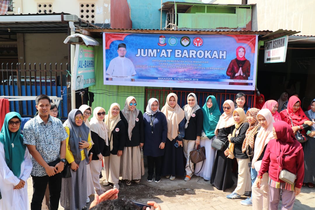 TP PKK Makassar Jumat Berkah