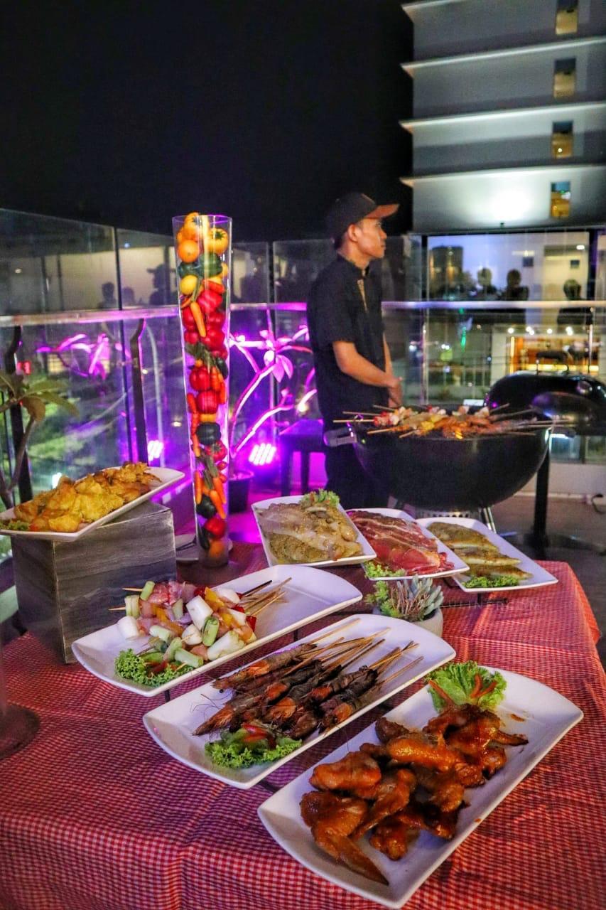 Golden Tulip Essential Makassar perpanjang 'Barbeque Night'