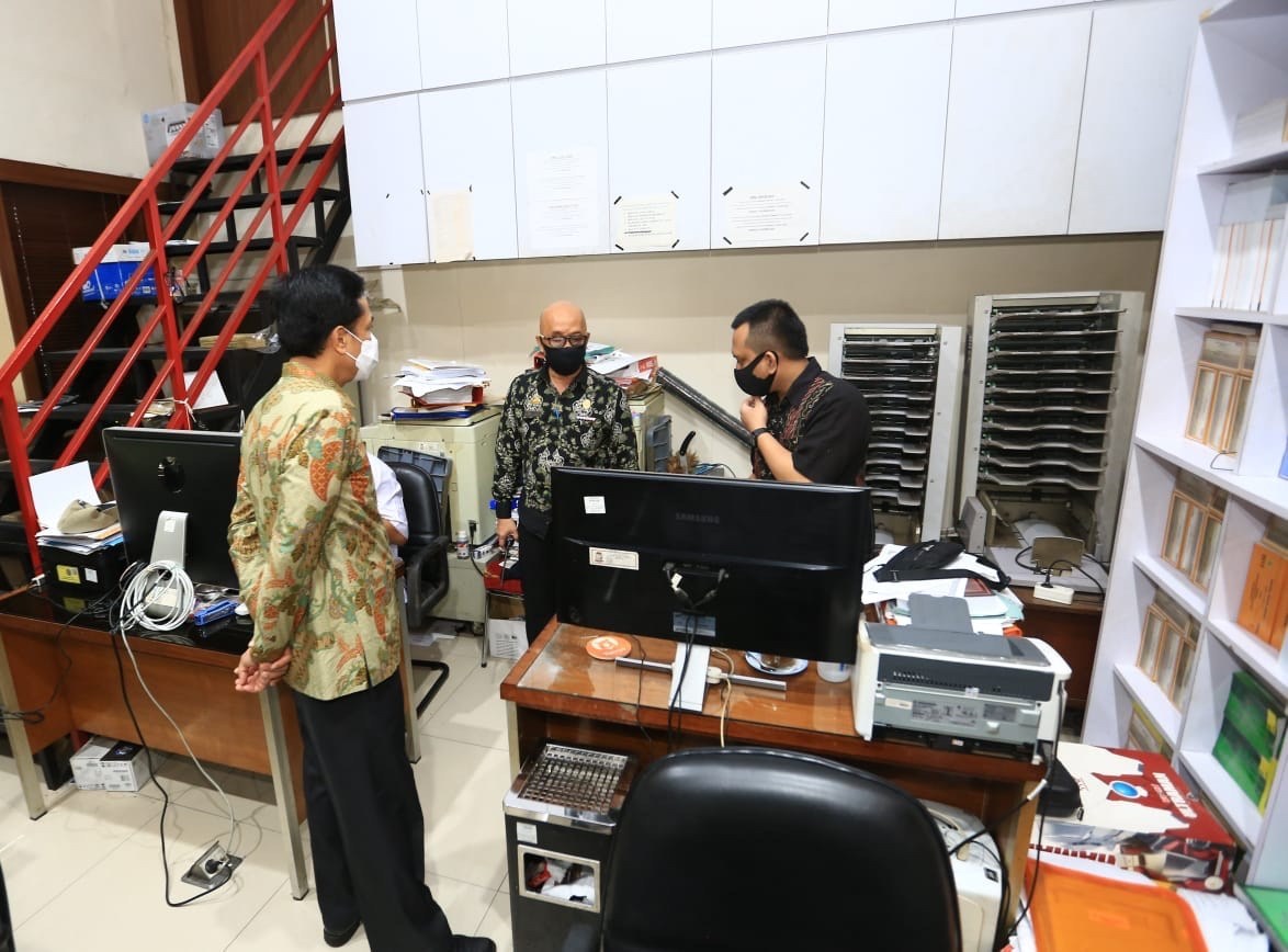 4ced6e03-c96d-4b43-bd32-0c1ce766e826