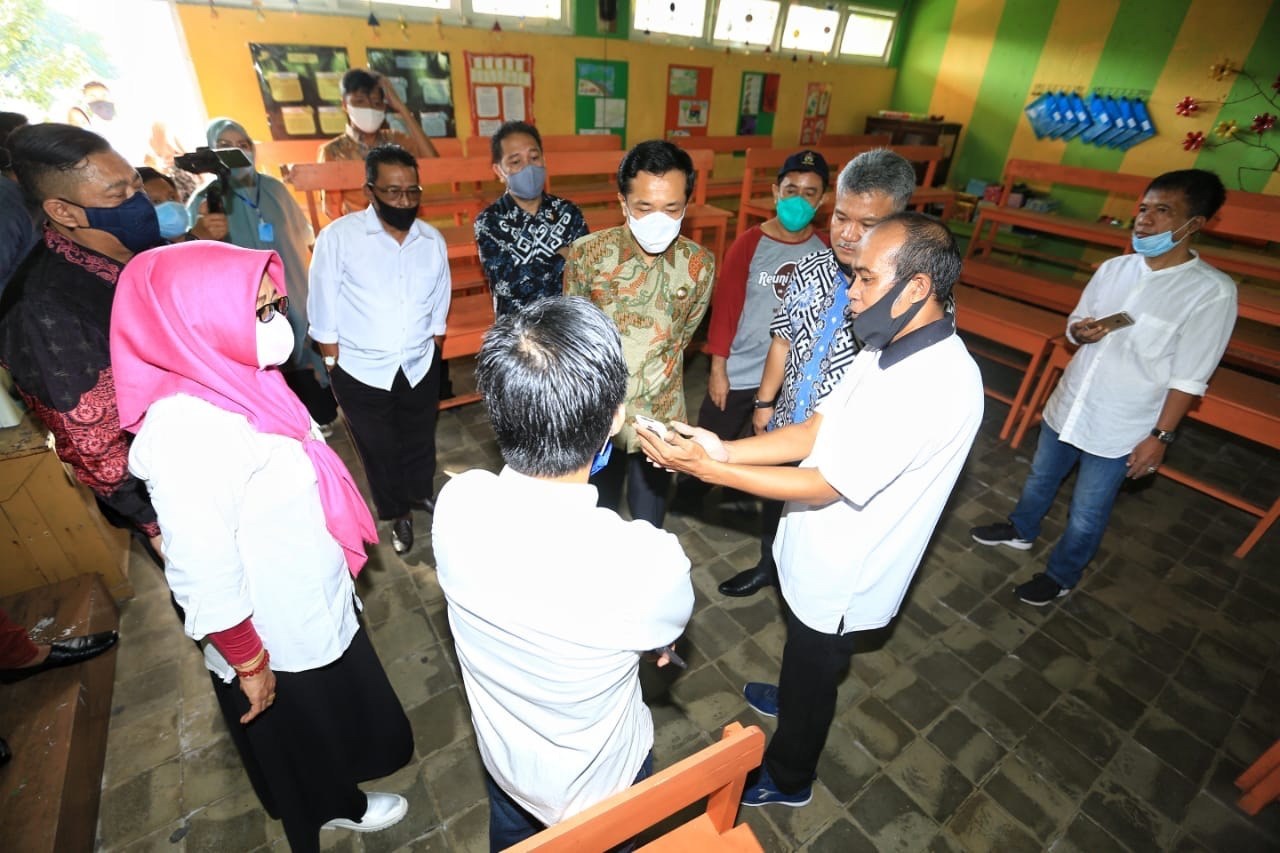 54859275-a175-4100-b56c-cf5a8f08ab21